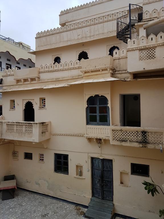 Hotel Silver Moon Haveli Udaipur Exterior foto